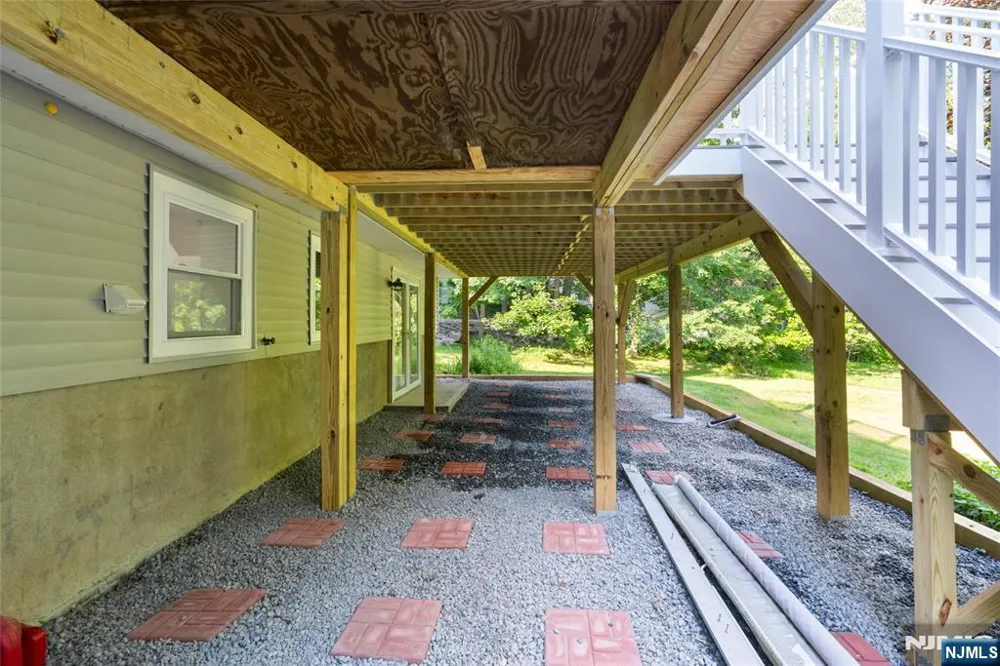 13 Chickadee Road Mount Olive Township, NJ 07828
