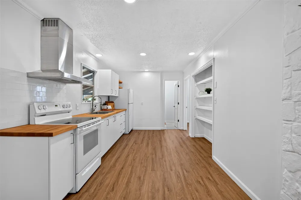 14908 Running Deer Trail Austin, TX 78734