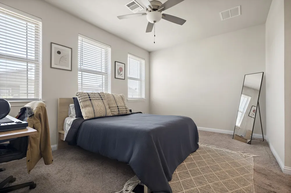 8013 Lennon Drive Austin, TX 78744