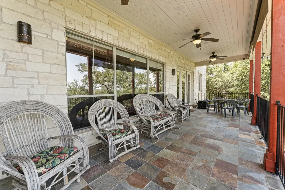 1017 Coventry Road Spicewood, TX 78669