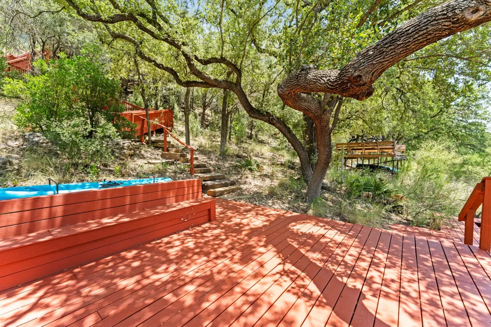 1017 Coventry Road Spicewood, TX 78669