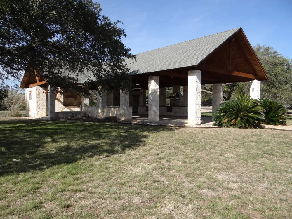 1017 Coventry Road Spicewood, TX 78669
