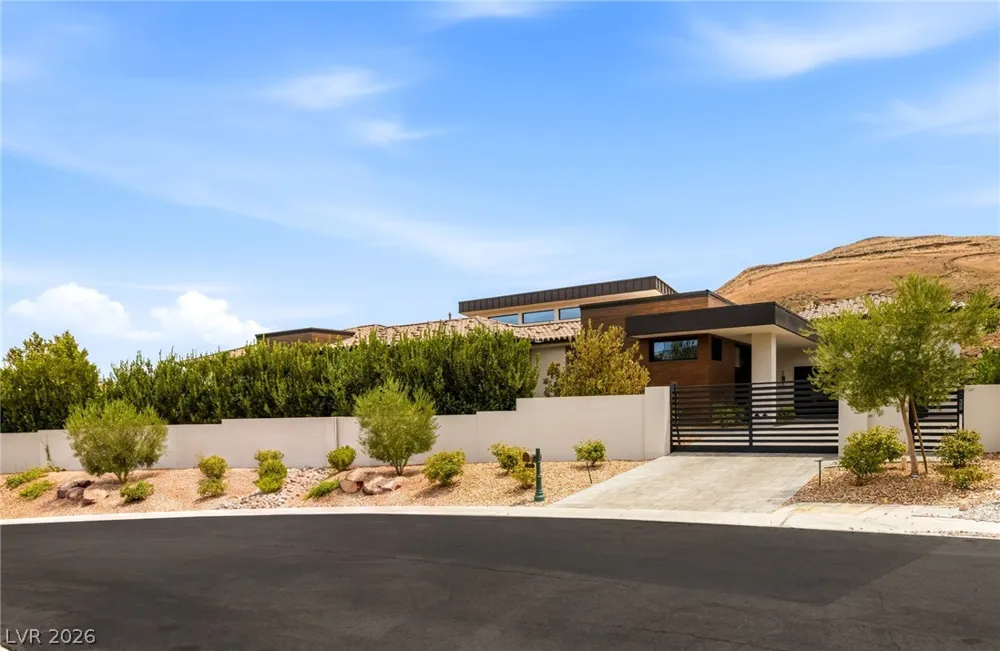 69 Olympia Canyon Way Las Vegas, NV 89141