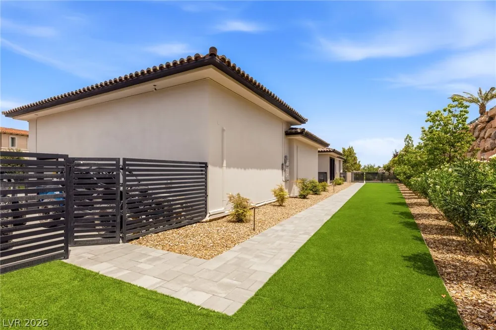 69 Olympia Canyon Way Las Vegas, NV 89141