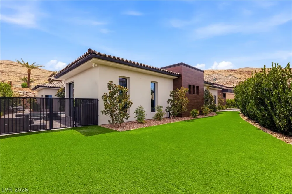 69 Olympia Canyon Way Las Vegas, NV 89141