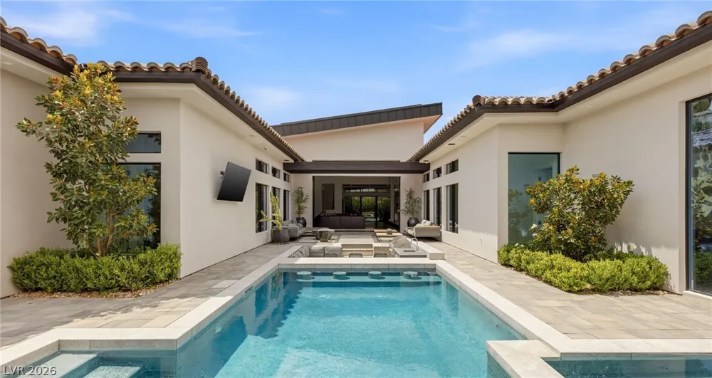 69 Olympia Canyon Way Las Vegas, NV 89141