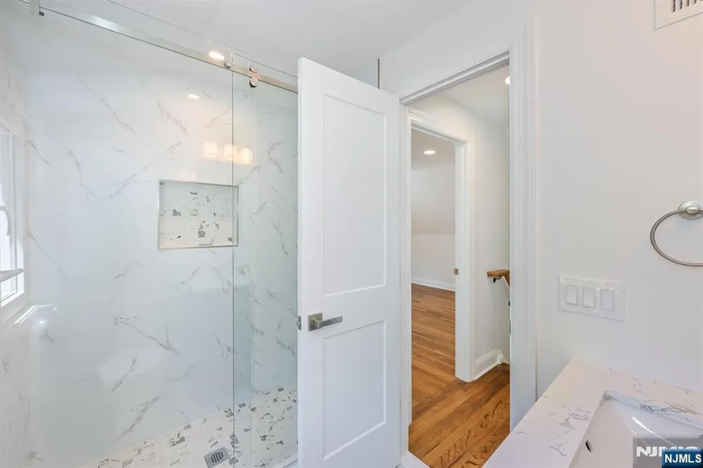 201 Dixon Avenue Dumont, NJ 07628