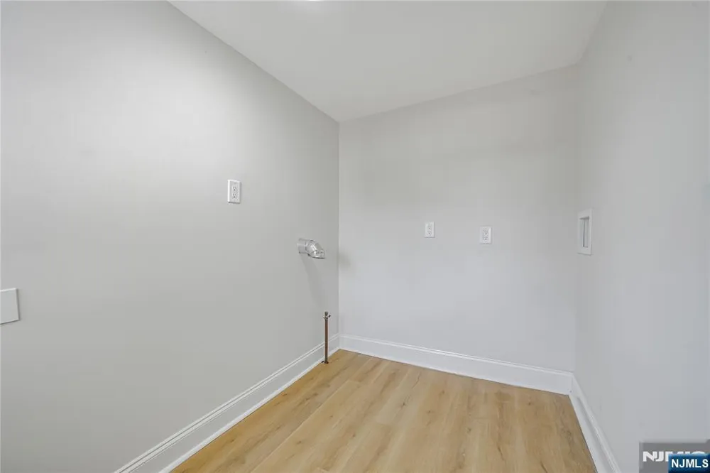 171 20th Avenue Paterson, NJ 07501