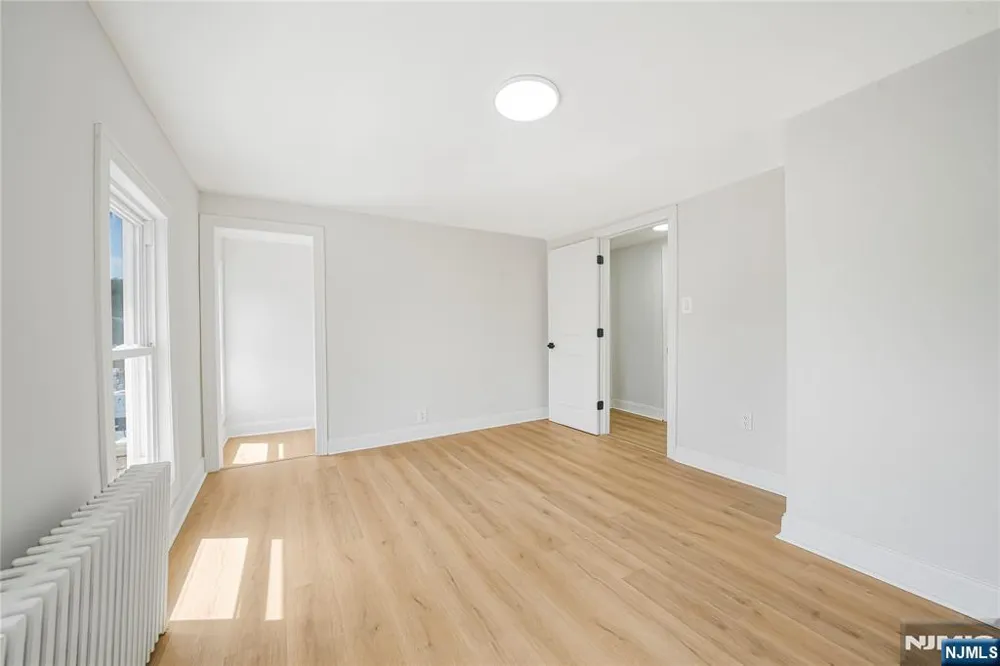 171 20th Avenue Paterson, NJ 07501