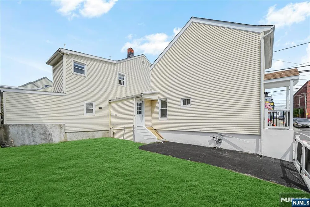 171 20th Avenue Paterson, NJ 07501