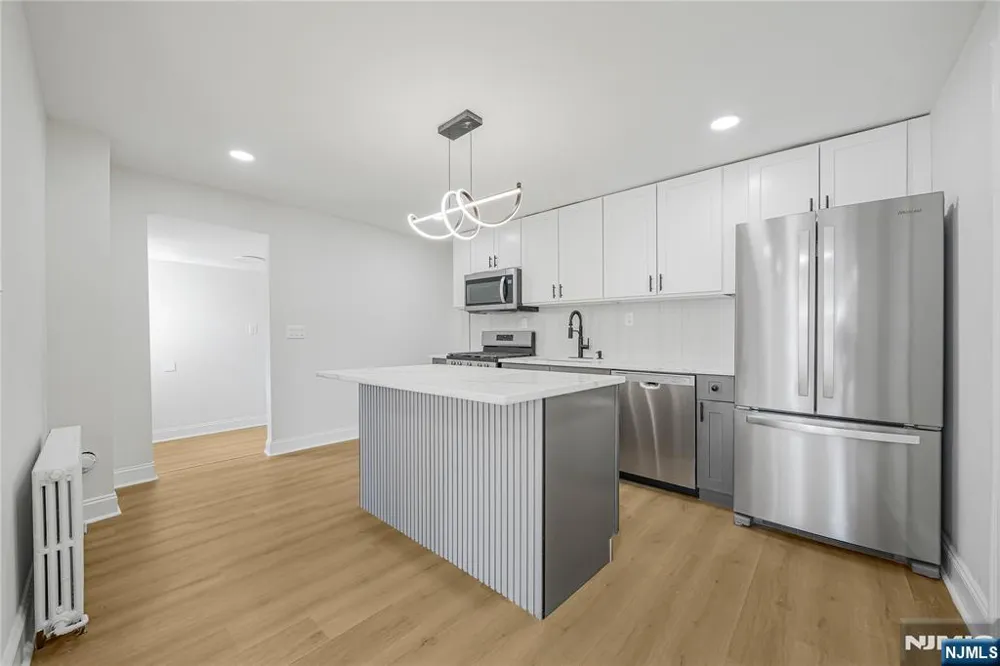 171 20th Avenue Paterson, NJ 07501