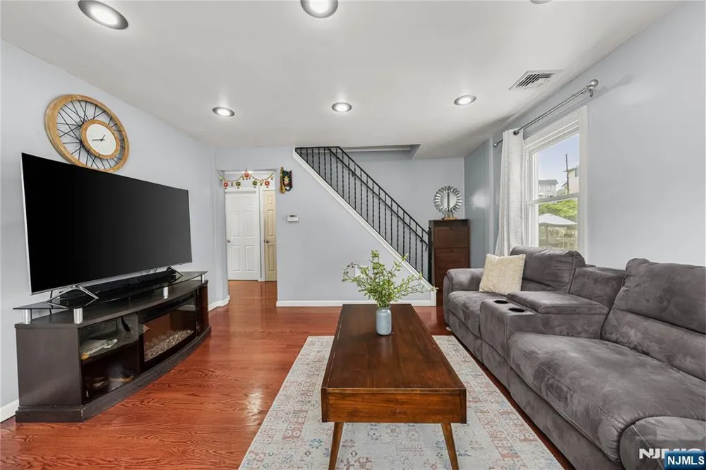50 Ernest Street Nutley, NJ 07110