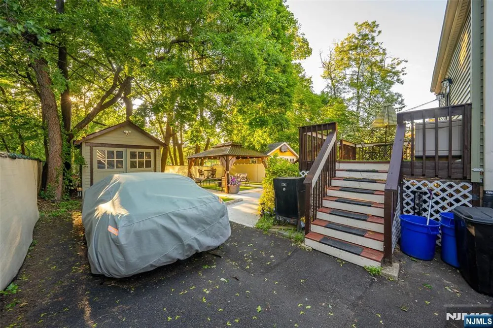 43 Brighton Avenue East Orange, NJ 07017