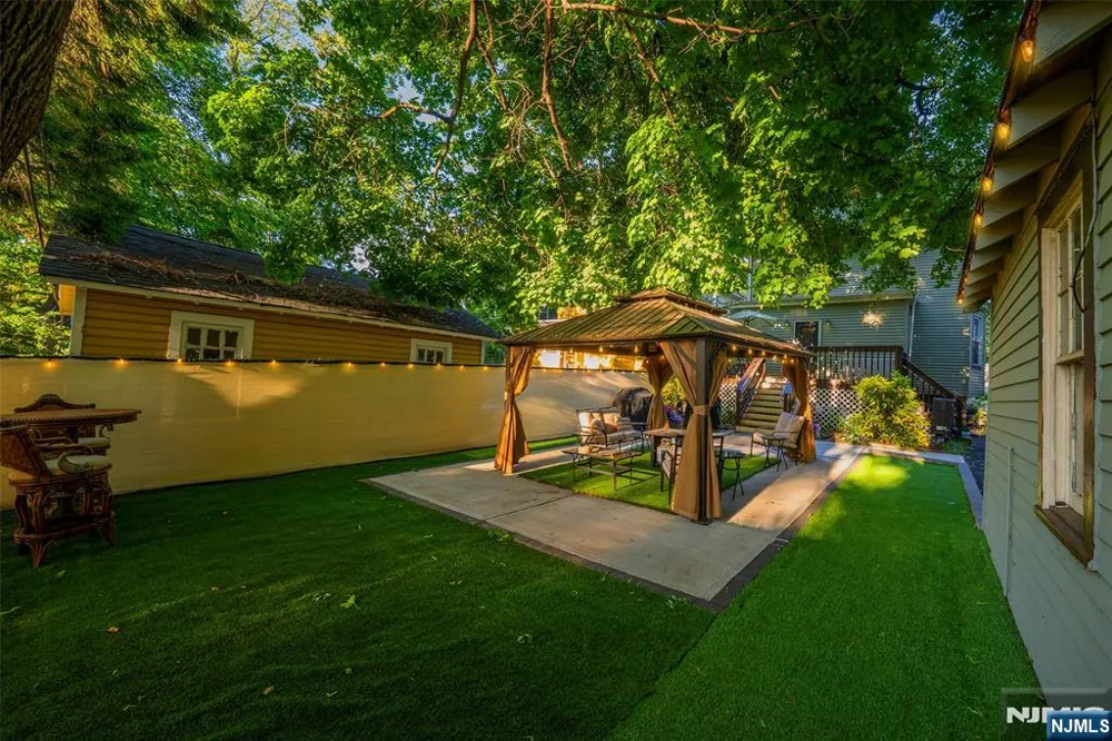 43 Brighton Avenue East Orange, NJ 07017