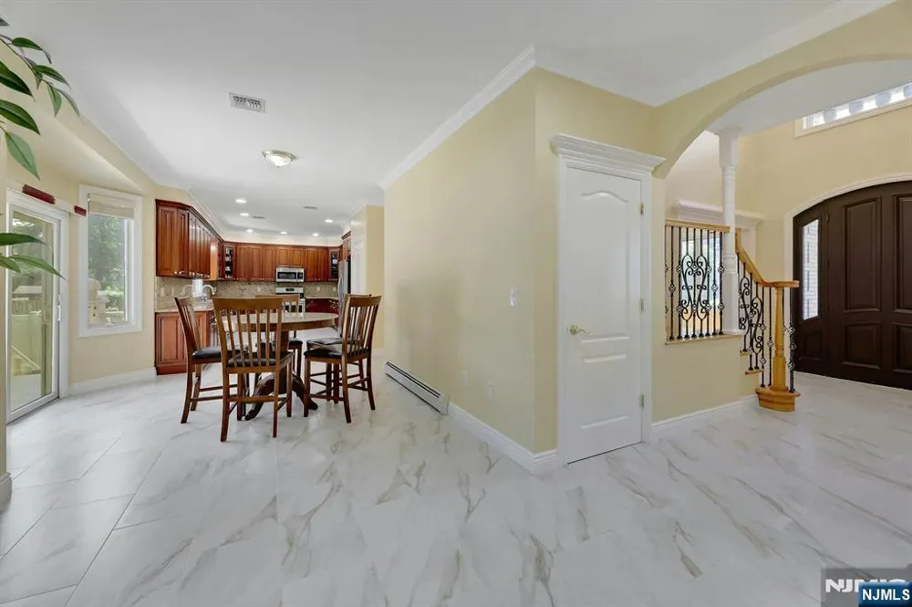 627 Concord Street New Milford, NJ 07646