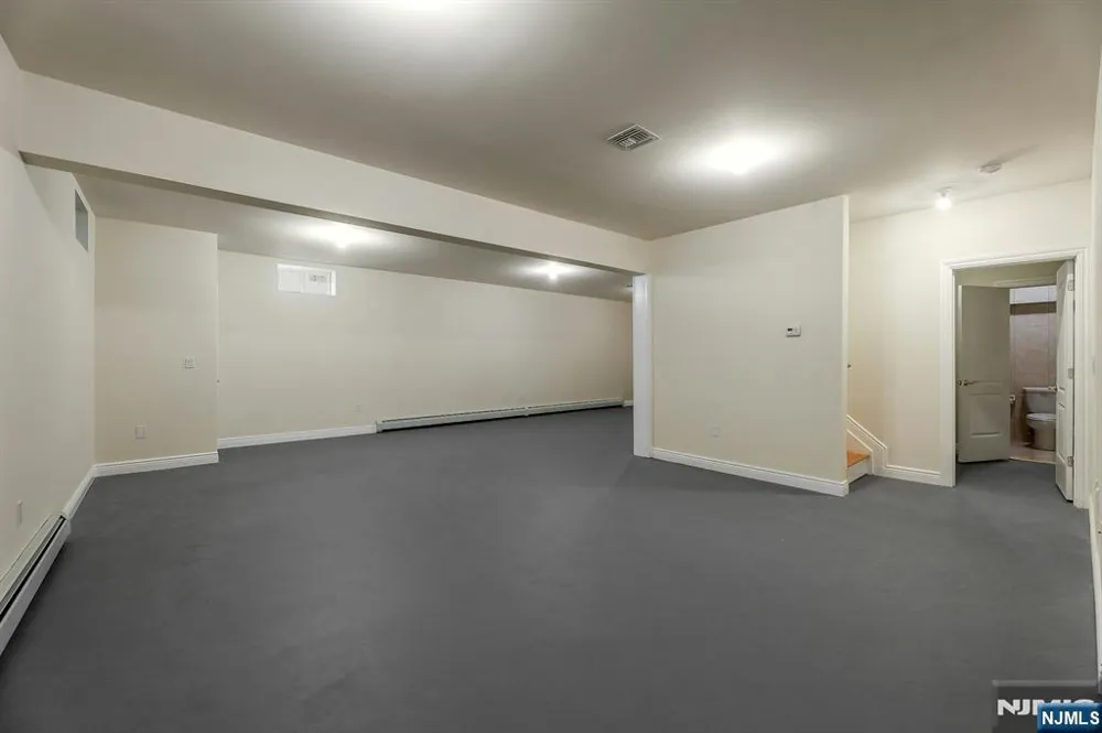 627 Concord Street New Milford, NJ 07646