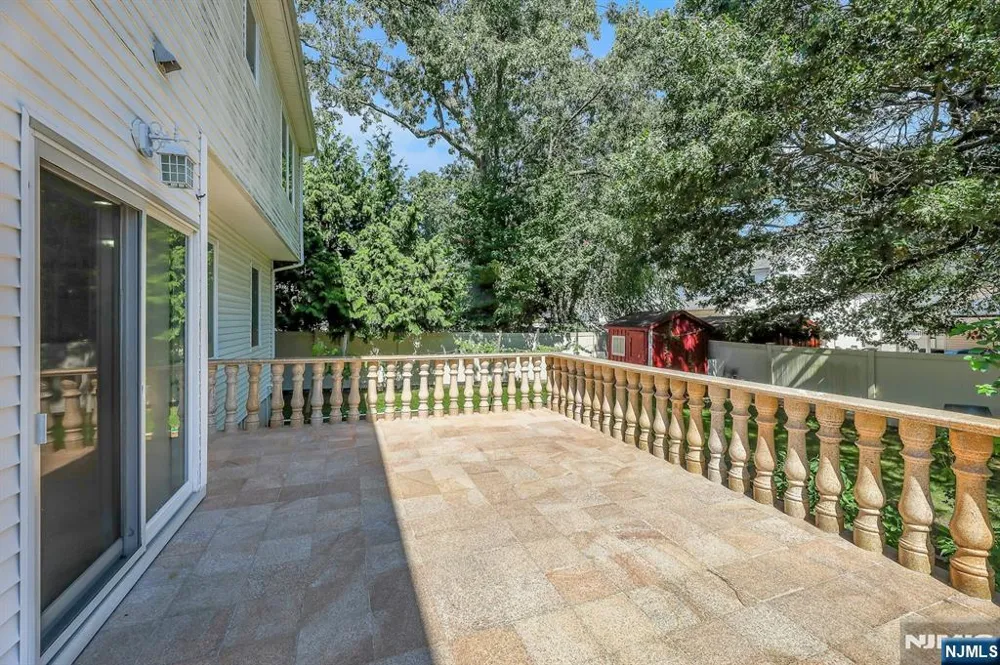 627 Concord Street New Milford, NJ 07646