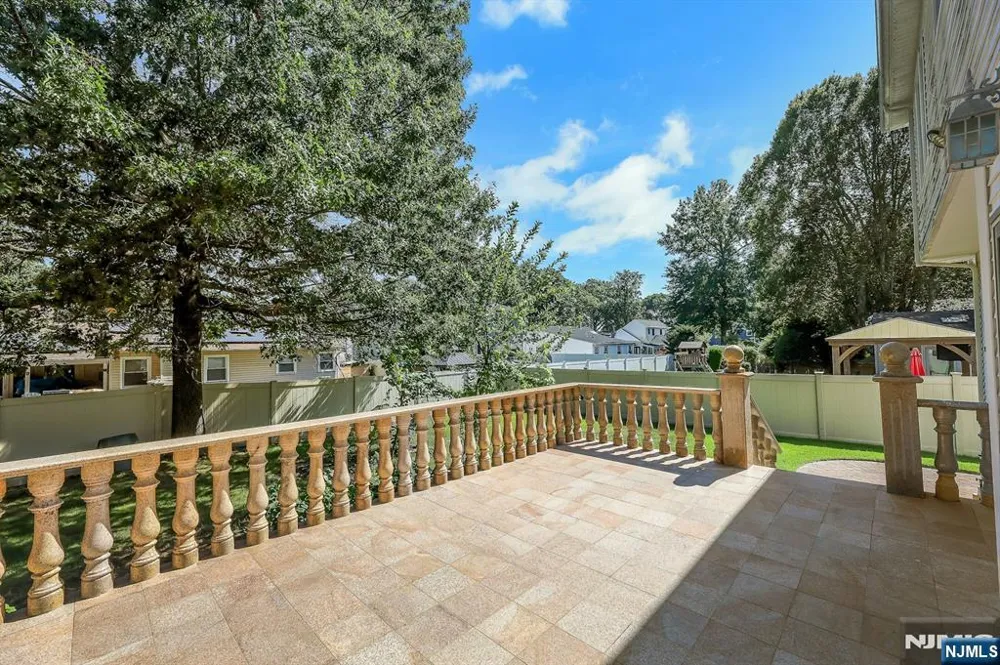 627 Concord Street New Milford, NJ 07646