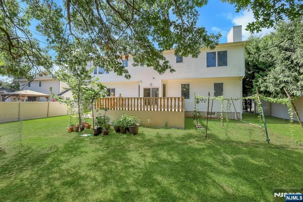 627 Concord Street New Milford, NJ 07646