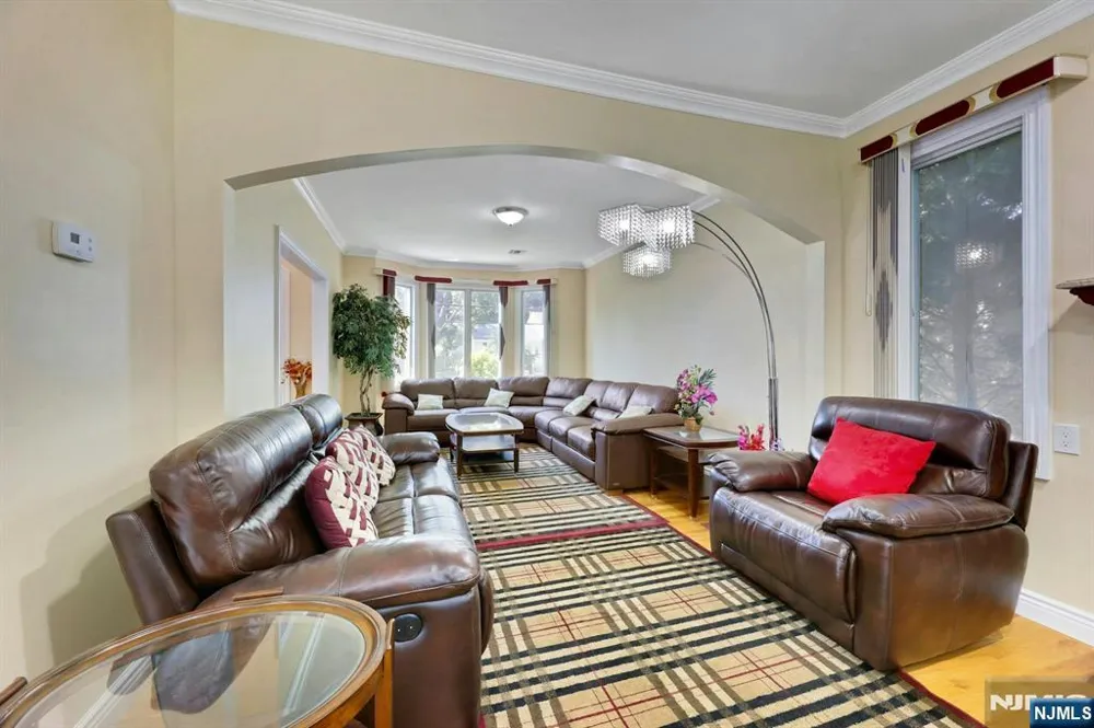 627 Concord Street New Milford, NJ 07646
