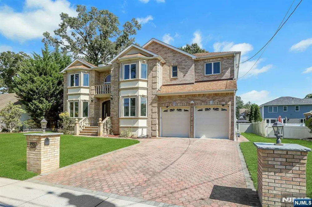 627 Concord Street New Milford, NJ 07646