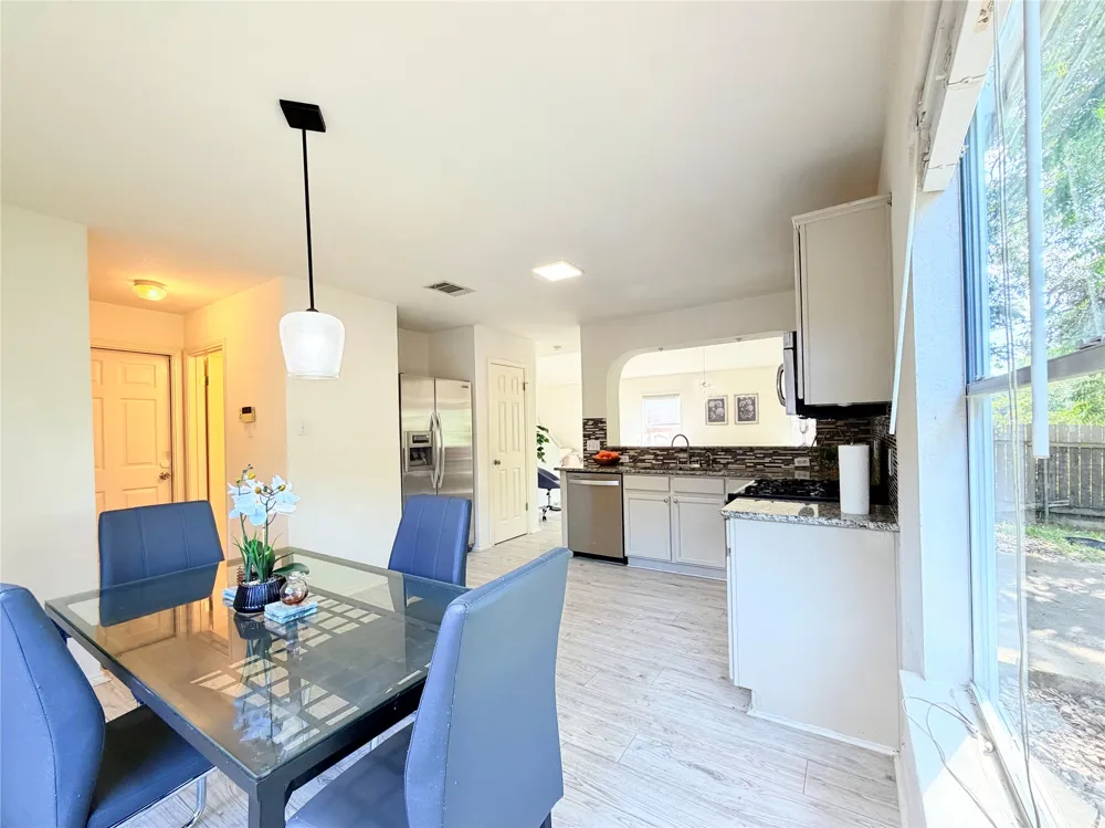9802 Copper Creek Drive Austin, TX 78729
