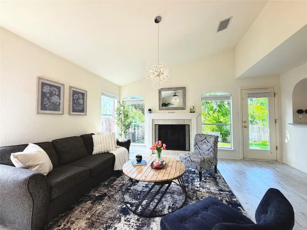 9802 Copper Creek Drive Austin, TX 78729
