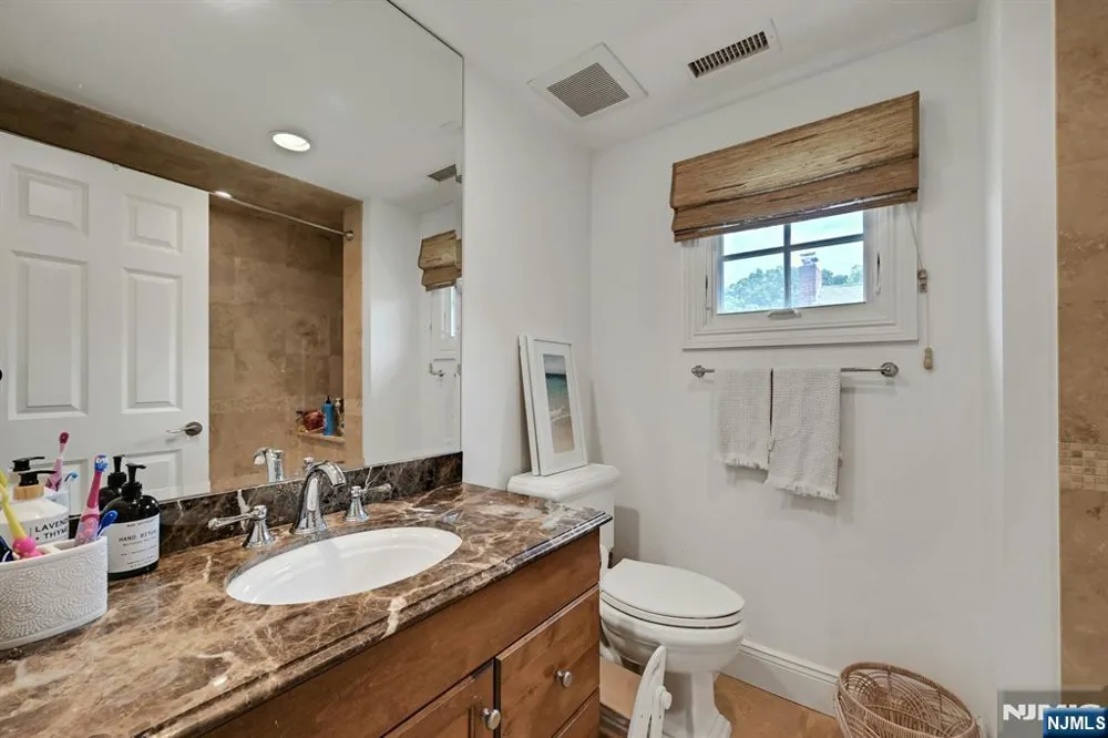 76 Engle Street Tenafly, NJ 07670