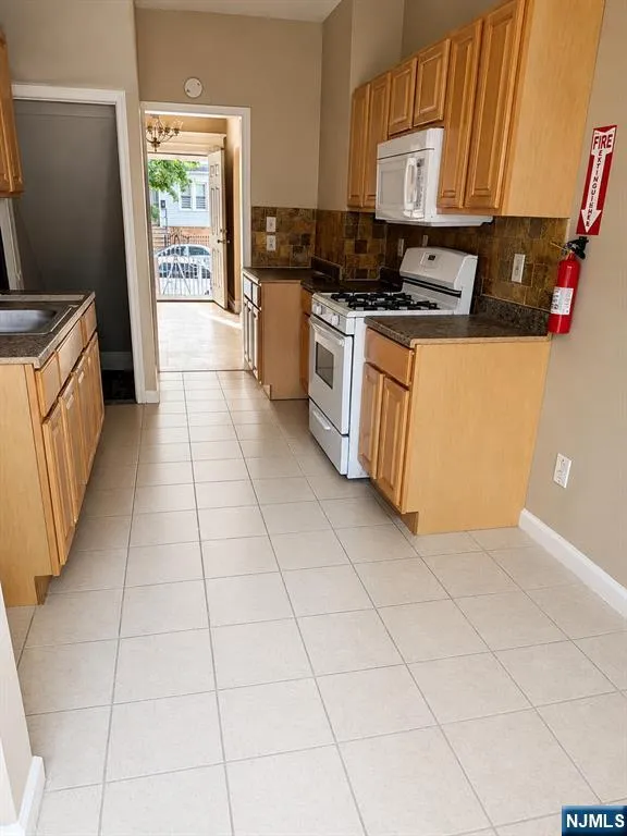 101 Columbia Avenue Newark, NJ 07106