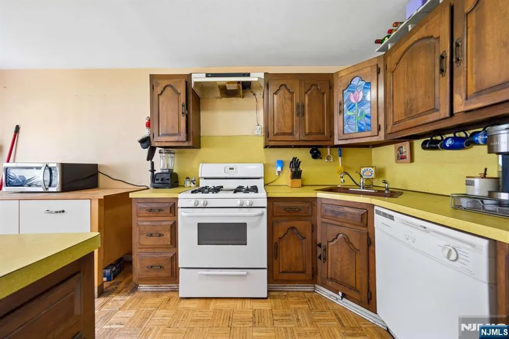 244 Elm Avenue Bogota, NJ 07603