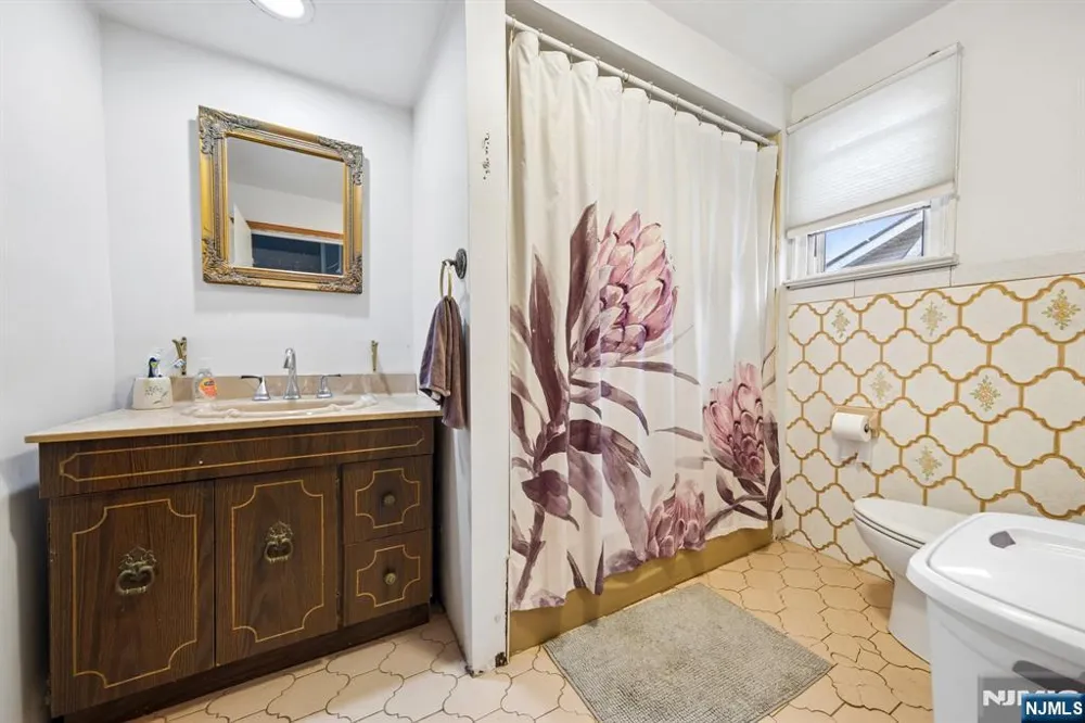 244 Elm Avenue Bogota, NJ 07603