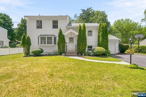 299 Davidson Avenue