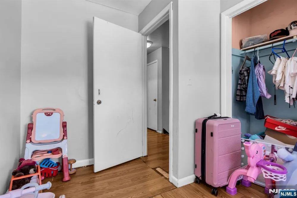 88 N 2nd Street Paterson, NJ 07522