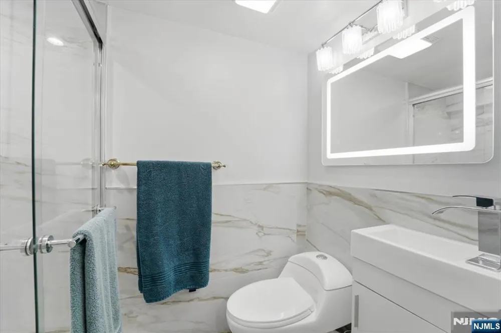 60 Stewart Avenue Kearny, NJ 07032