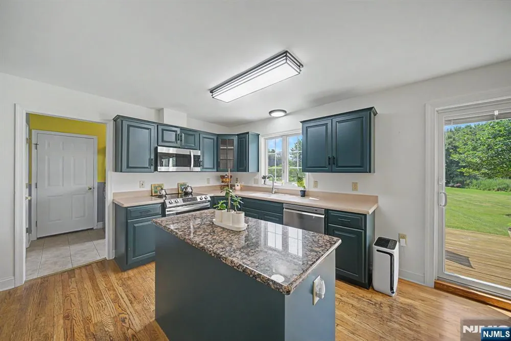 460 Shades Of Death Road Allamuchy, NJ 07838