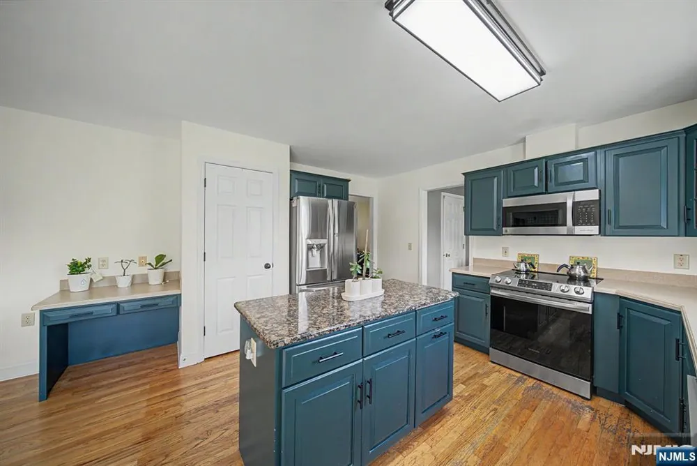 460 Shades Of Death Road Allamuchy, NJ 07838