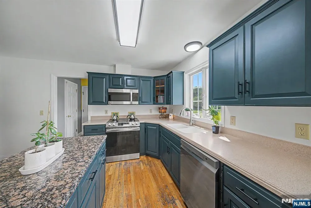 460 Shades Of Death Road Allamuchy, NJ 07838