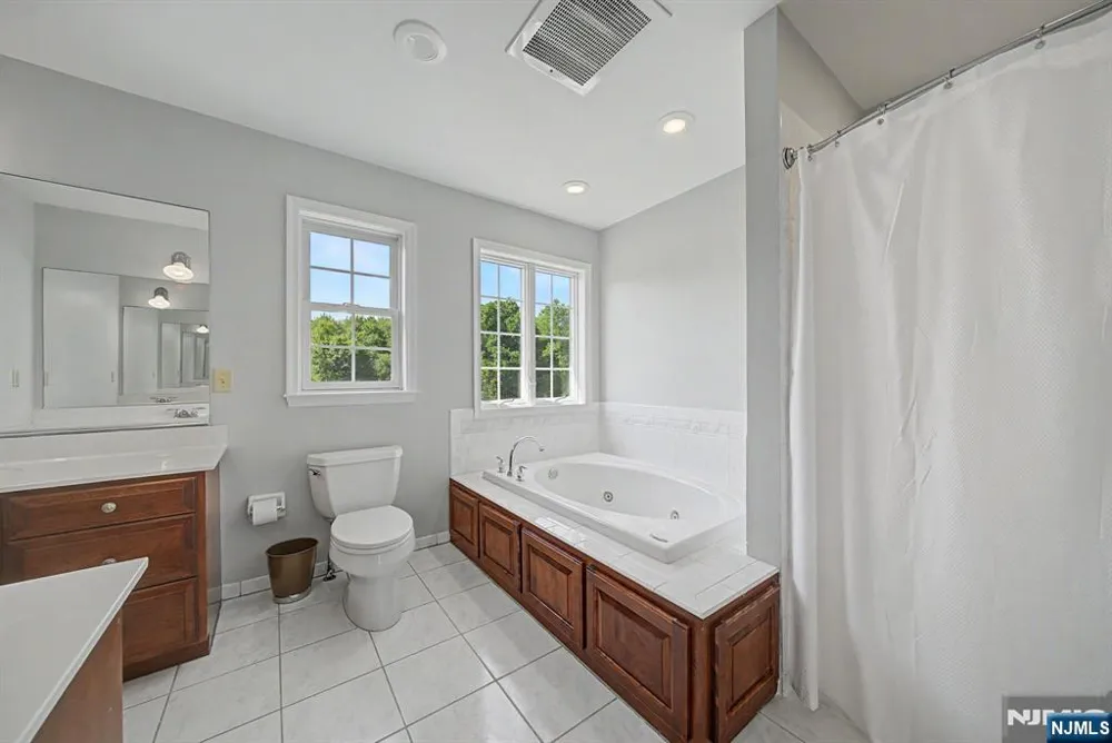 460 Shades Of Death Road Allamuchy, NJ 07838