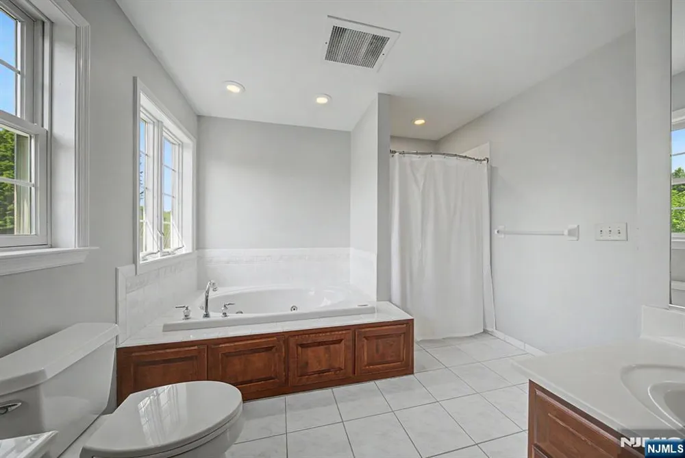 460 Shades Of Death Road Allamuchy, NJ 07838