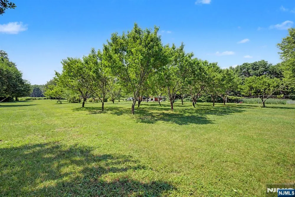 460 Shades Of Death Road Allamuchy, NJ 07838