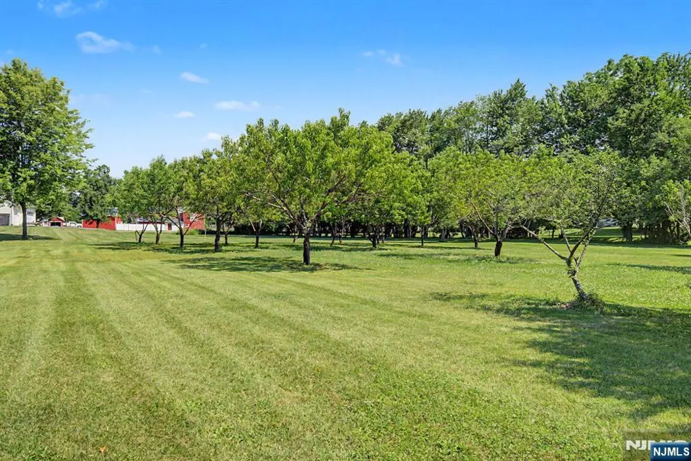 460 Shades Of Death Road Allamuchy, NJ 07838