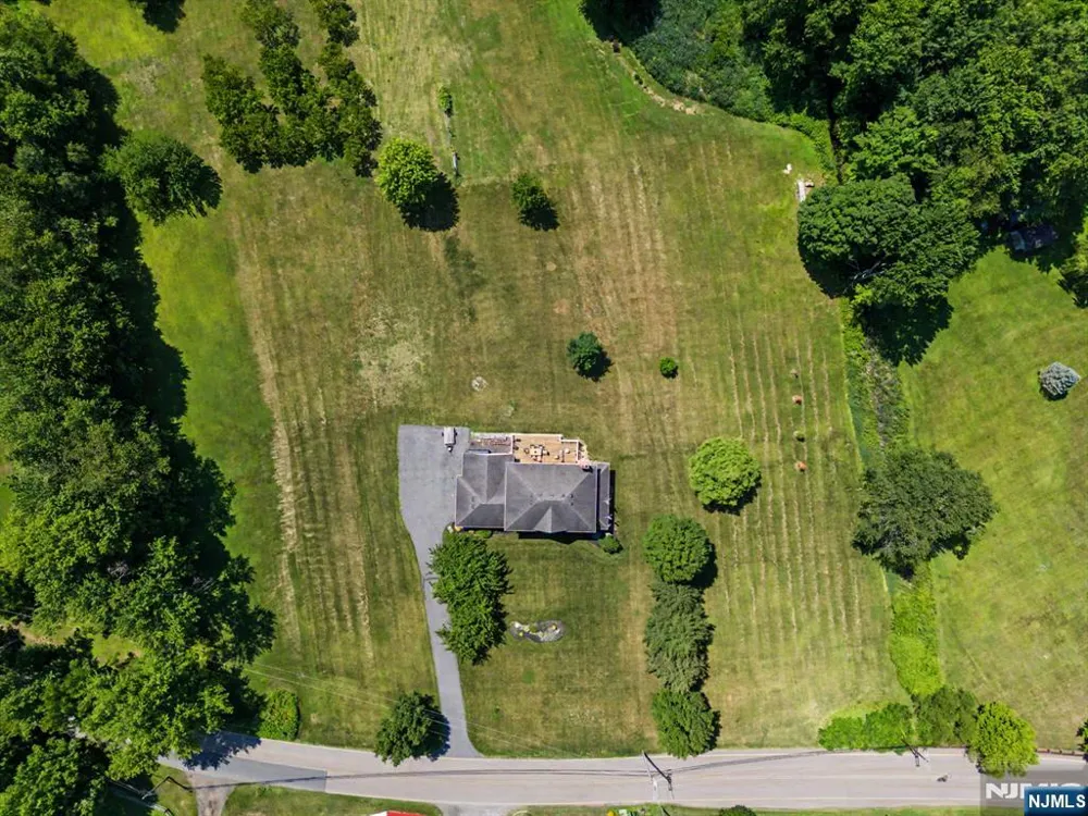 460 Shades Of Death Road Allamuchy, NJ 07838