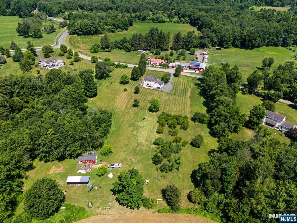 460 Shades Of Death Road Allamuchy, NJ 07838
