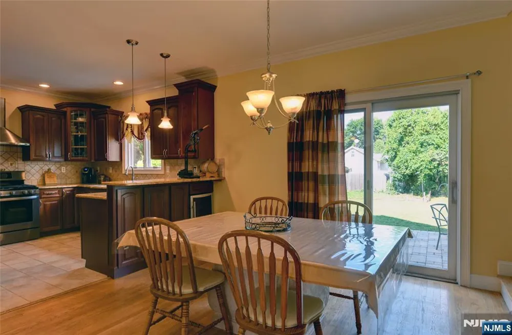 66 Boulevard Pequannock Township, NJ 07440