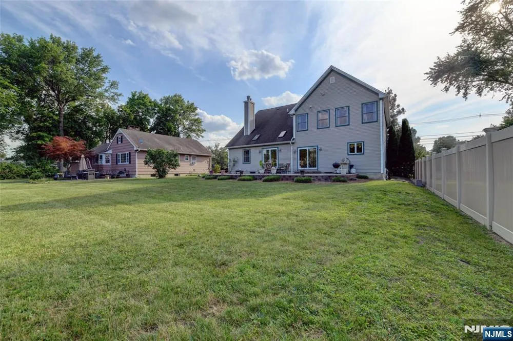 66 Boulevard Pequannock Township, NJ 07440