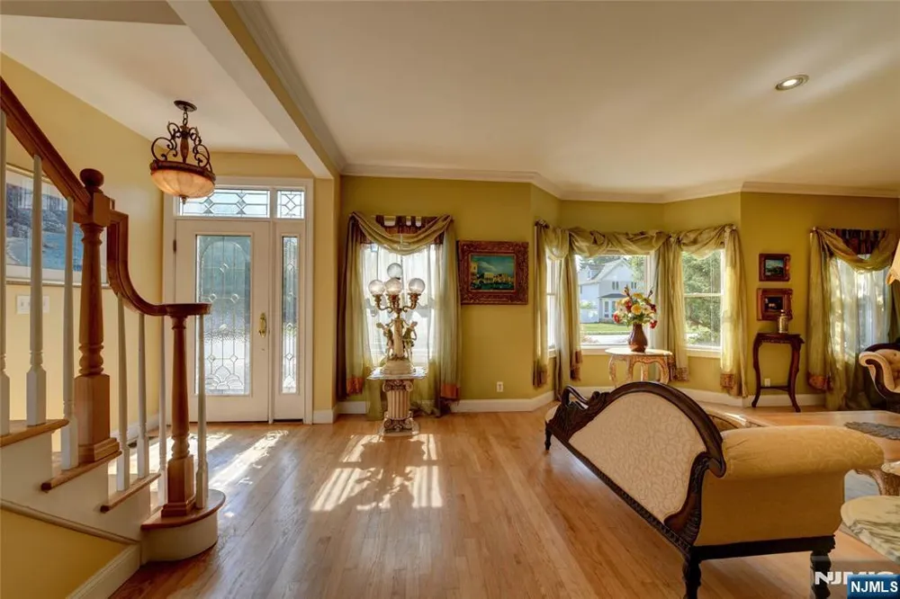 66 Boulevard Pequannock Township, NJ 07440