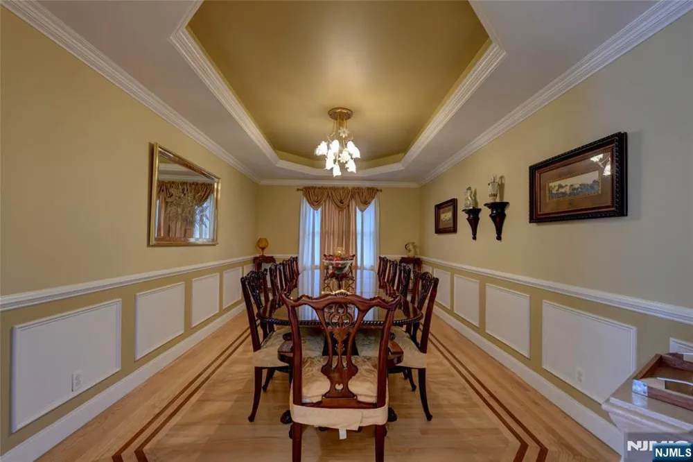 66 Boulevard Pequannock Township, NJ 07440