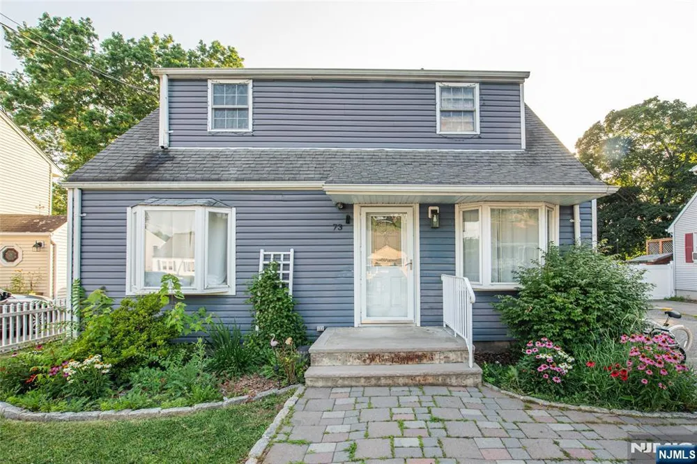 73 Bergen Avenue Wanaque, NJ 07420