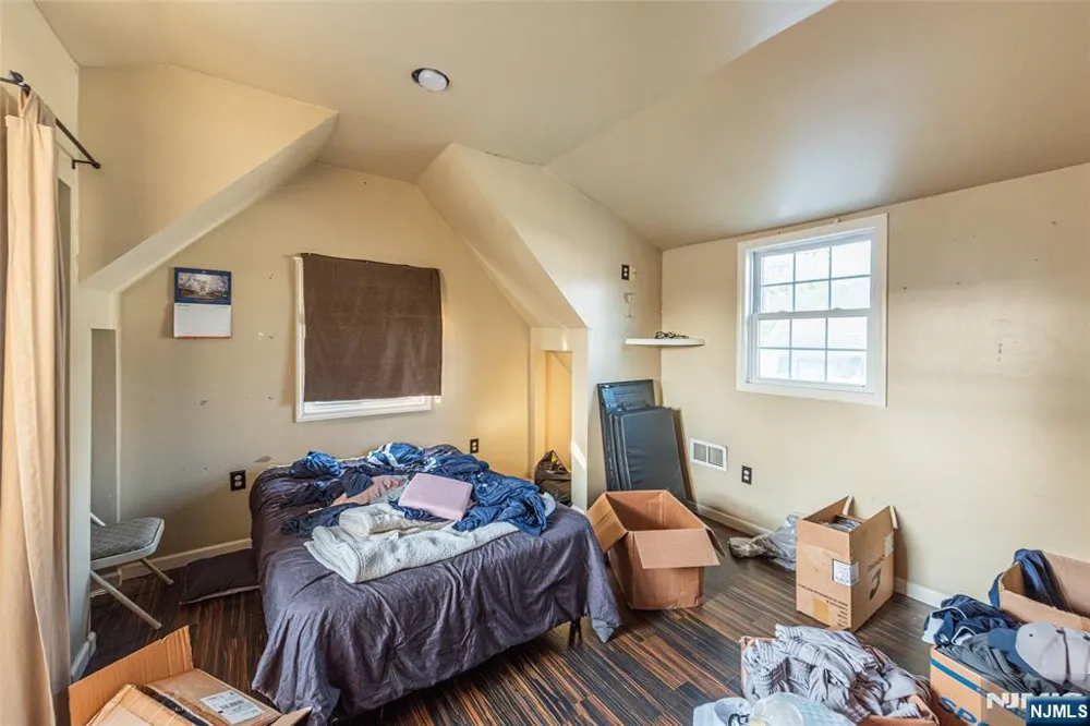 73 Bergen Avenue Wanaque, NJ 07420