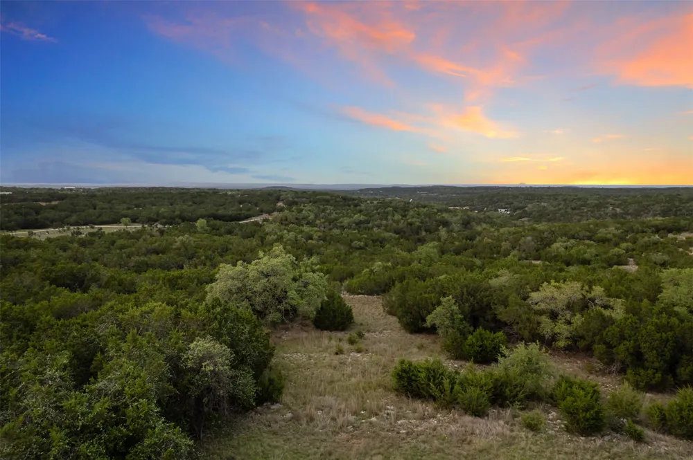 102 Rocky Creek Road Dripping Springs, TX 78620